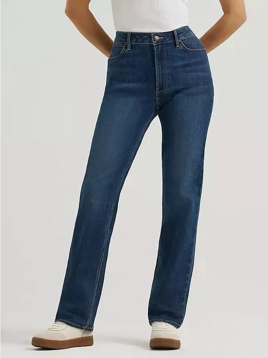 Wrangler Women’s High Rise True Straight Jeans - Picture 4 of 5